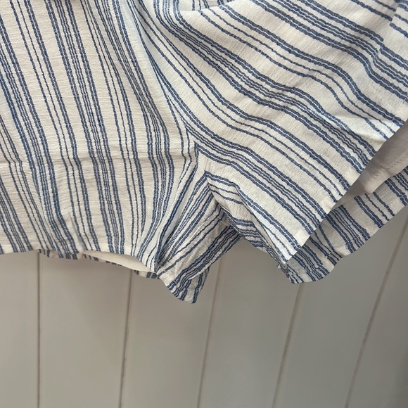 🆕Hem & Thread Striped Romper Button Front Tie Waist Detail S,M & L Available - Picture 7 of 10